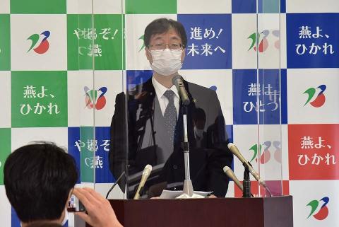 11月29日の定例会見の様子