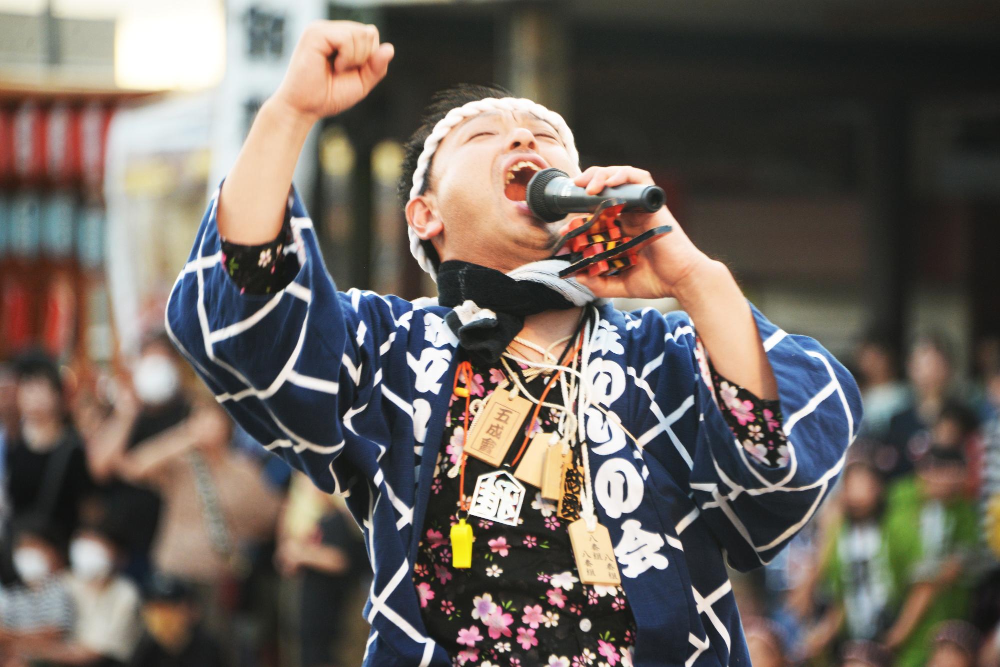 踊り披露の様子