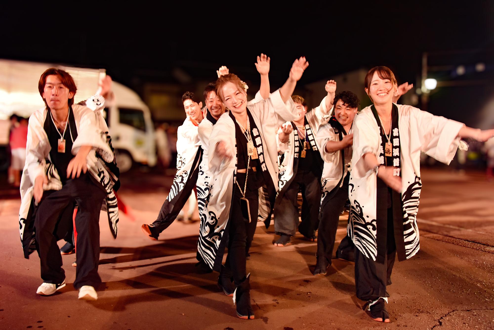 民謡流しの様子