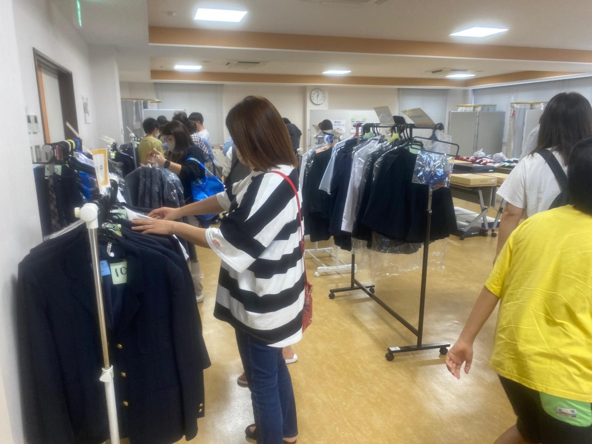 制服も選べます