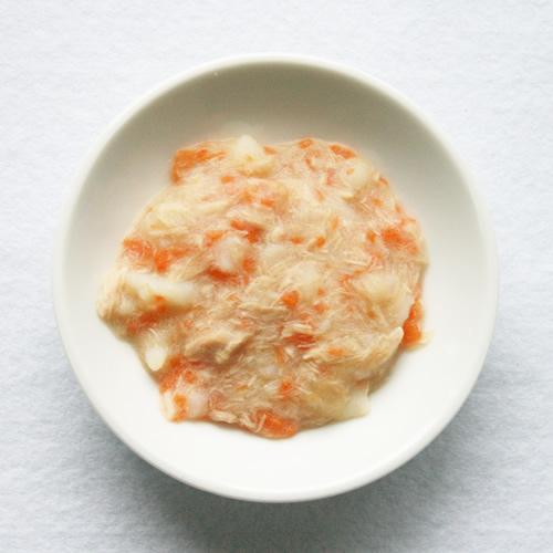 野菜が柔らかく煮込まれたまぐろじゃが煮の写真