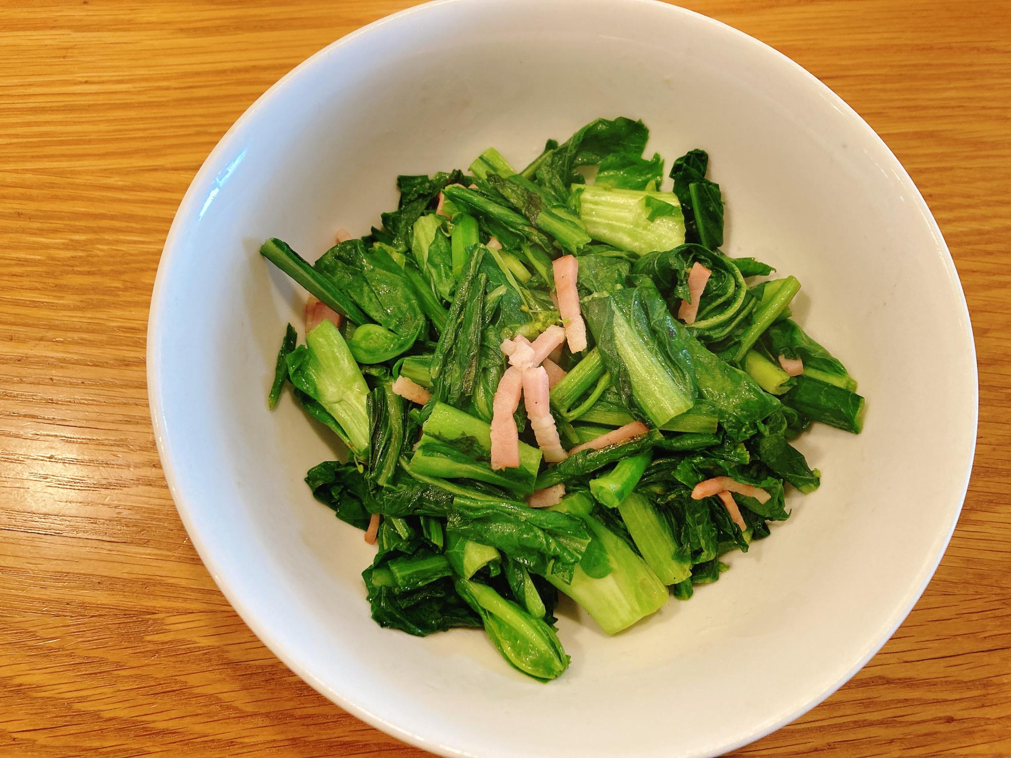 冬菜とベーコンの炒め物