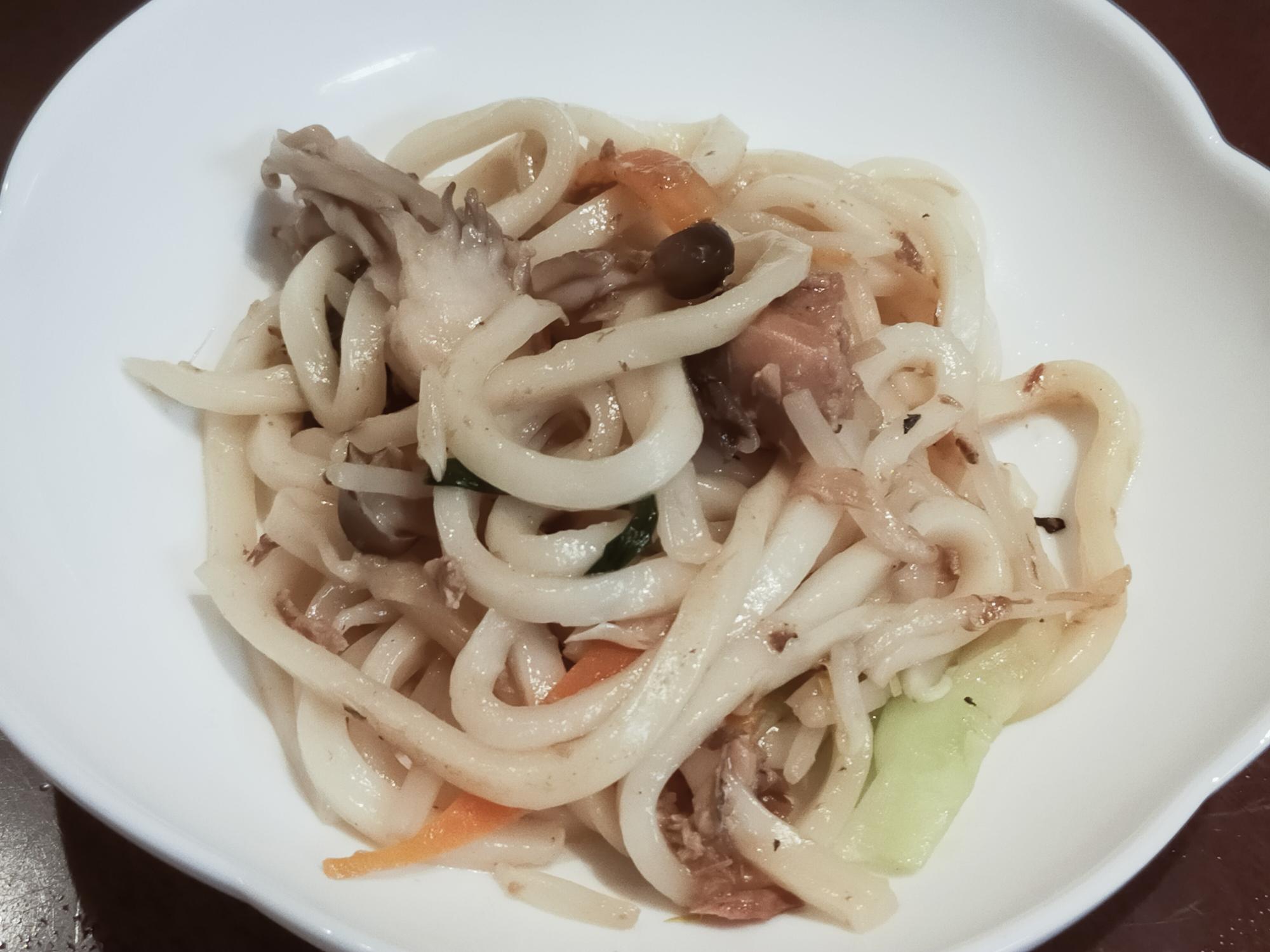 サバ缶焼きうどん