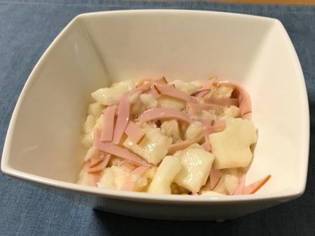長いもとハムのぽん酢和え