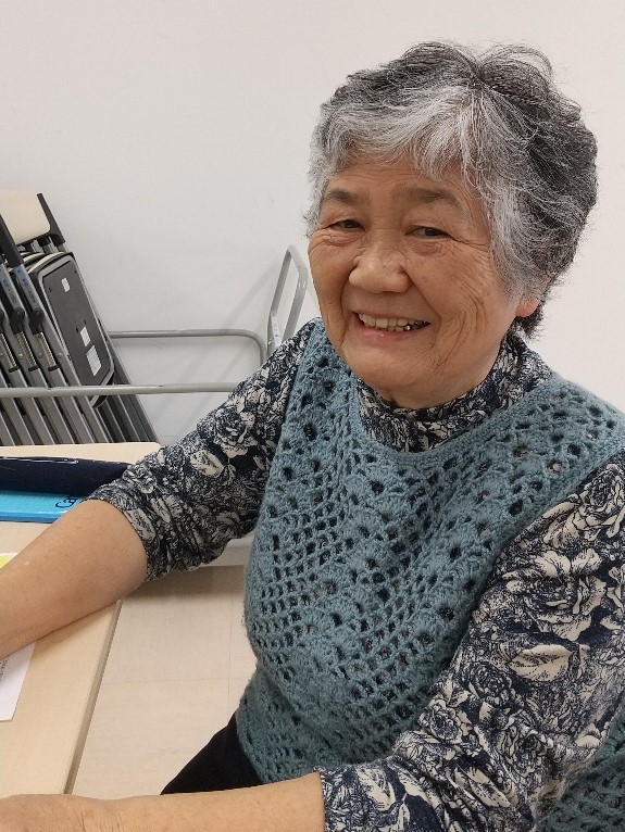 女性の笑顔写真