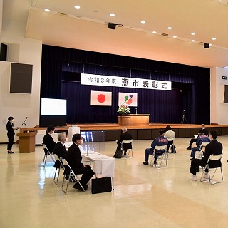 先輩職員インタビュー仕事の風景