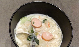 みずなすとはるさめのしろスープ