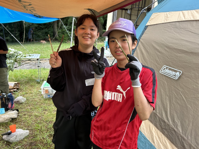 サバイバルキャンプで完成した箸