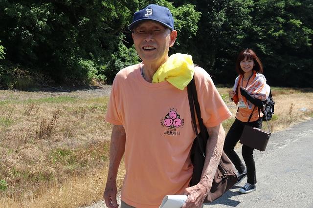 ウォーキング参加者のうちの一人の男性の写真