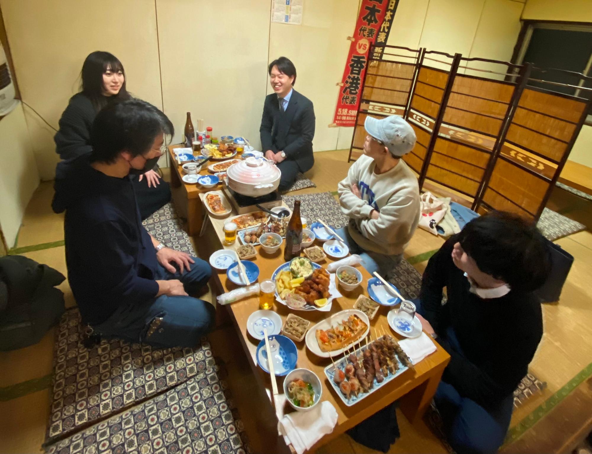 忘年会歓談中