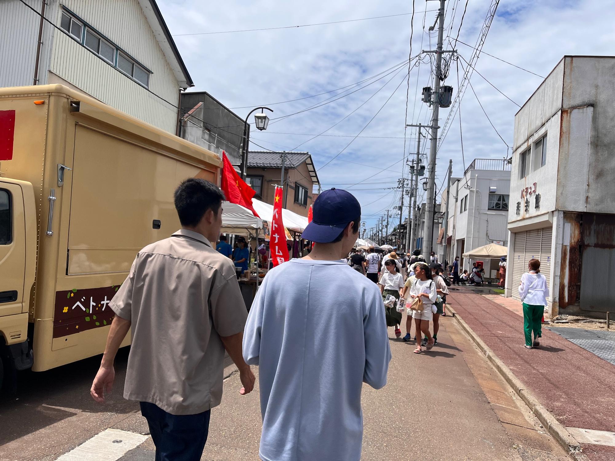 街歩きの様子