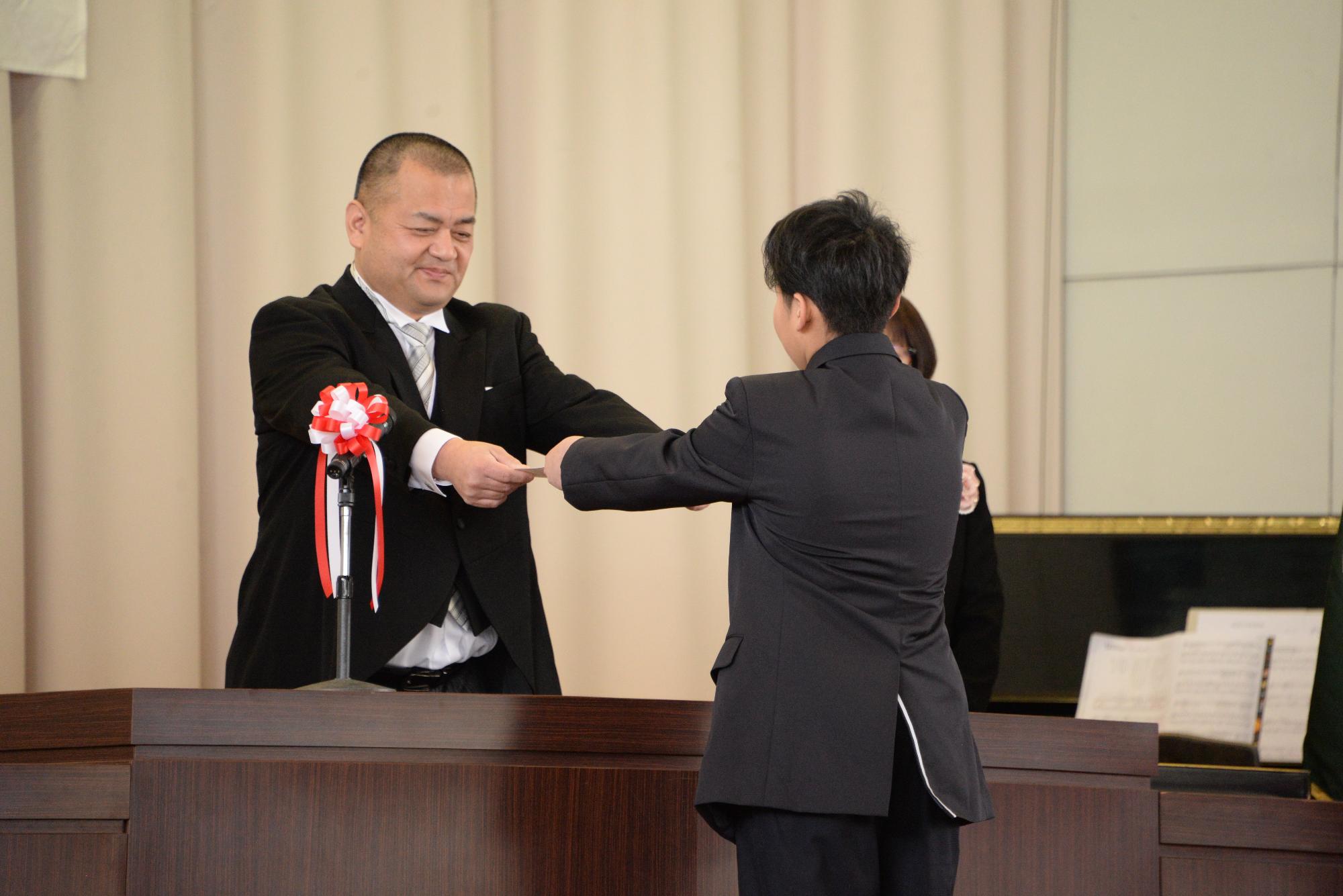 松長小学校卒業式