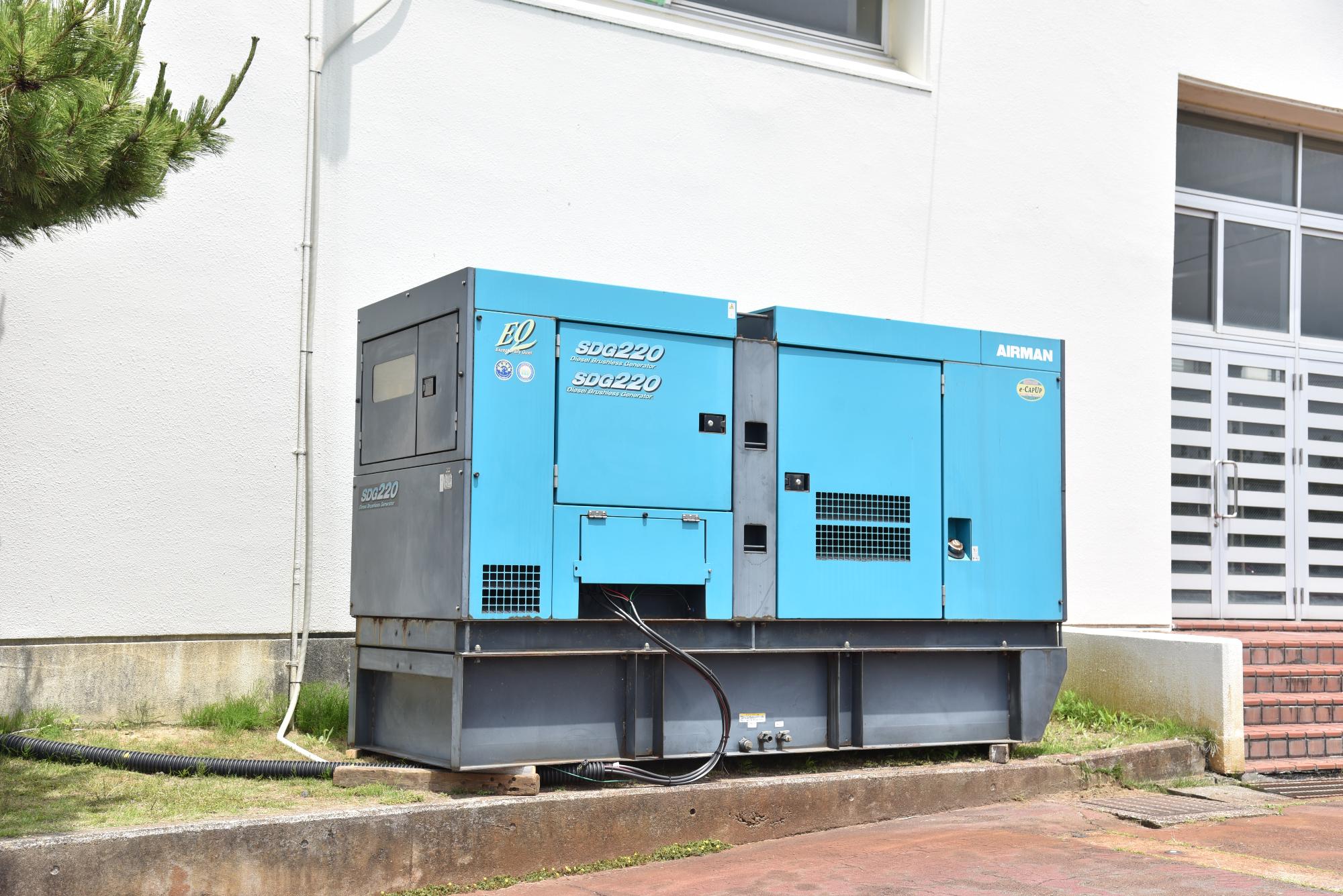 北越工業株式会社から貸与してもらった発電機