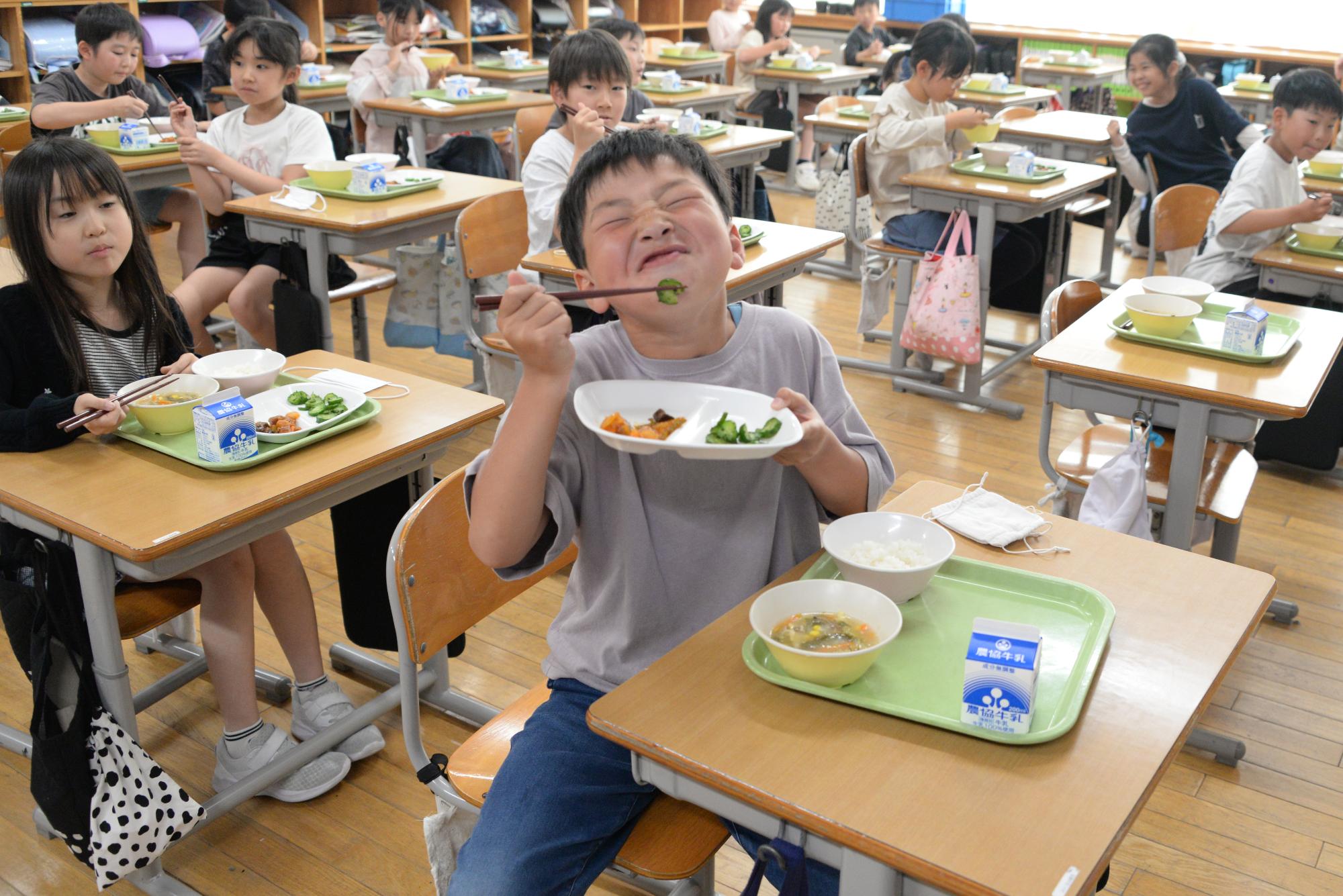 給食の様子