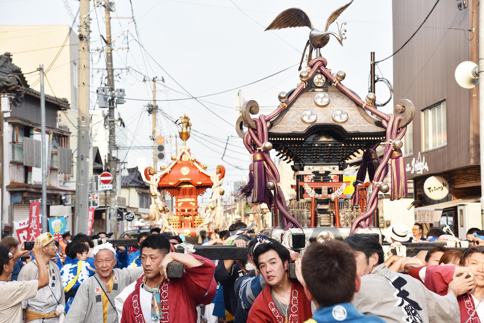 1000人みこし