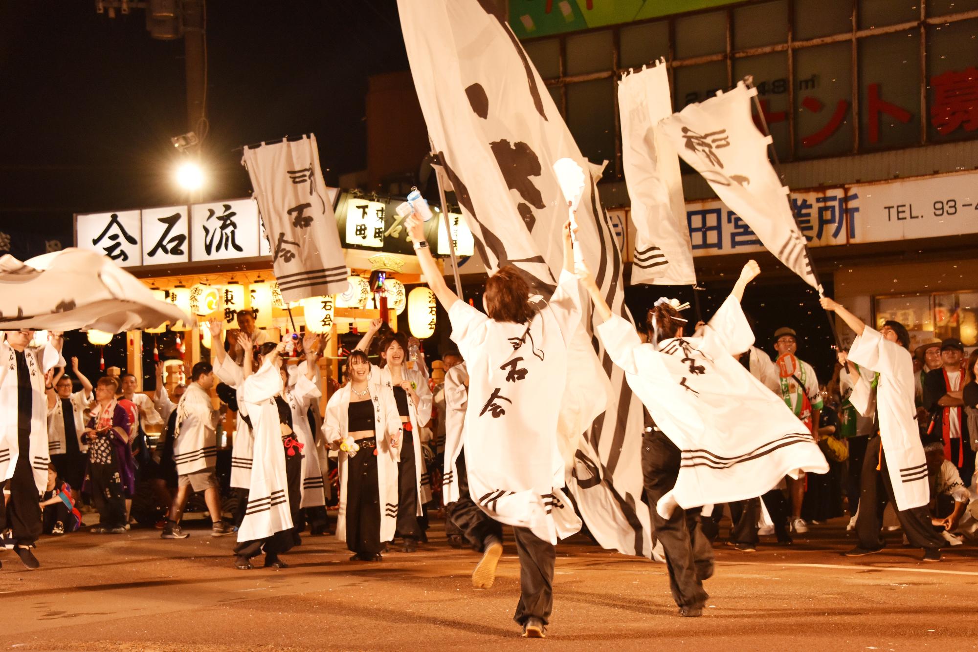 吉田まつりの様子