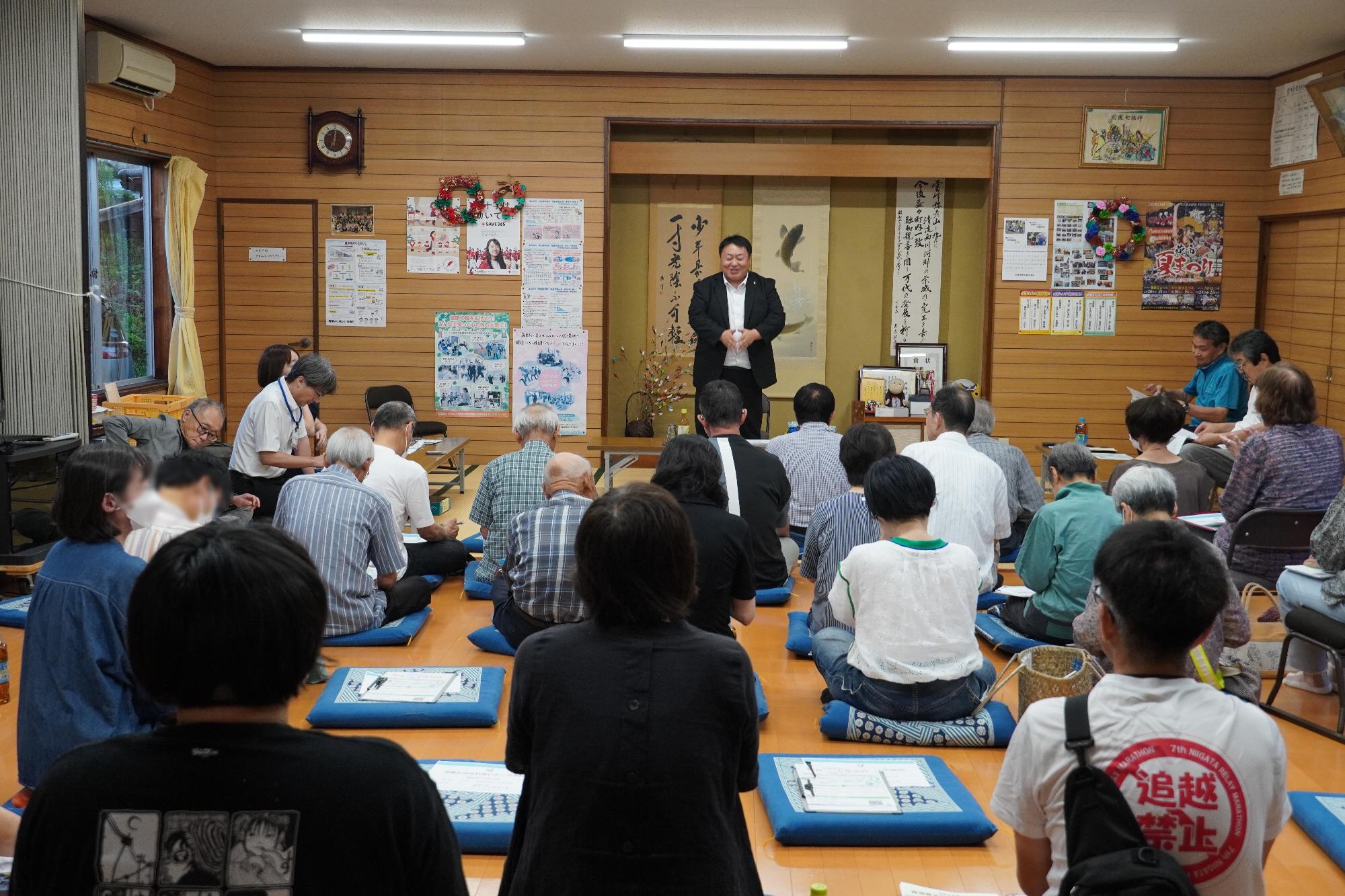 出張ふれあいトークの様子（吉田栄町自治会）