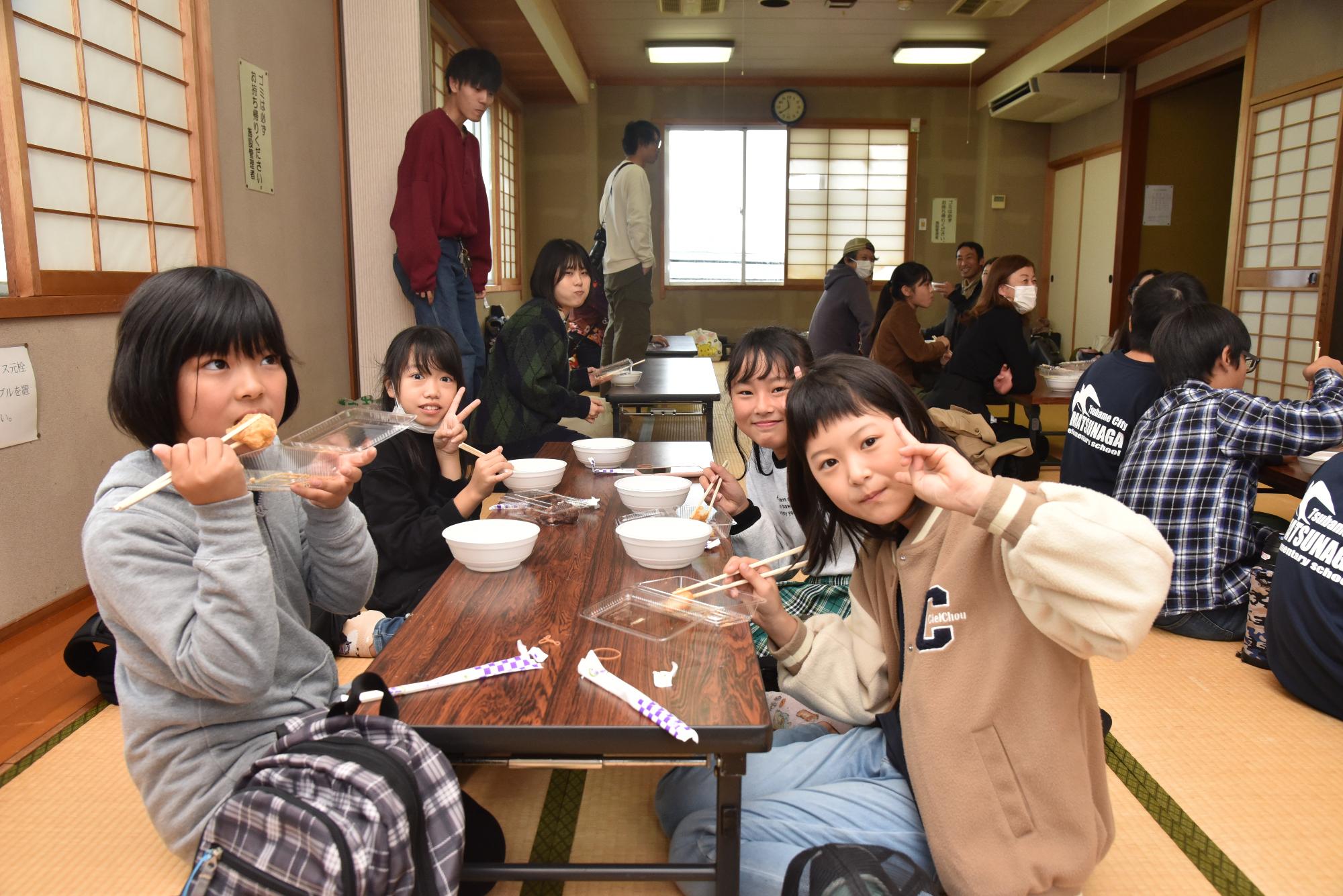 松長小学校文化祭餅つき