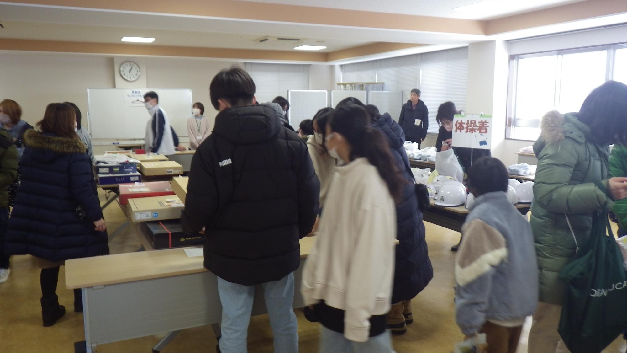 制服も選んでいます