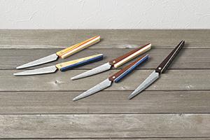 5種類のテーブルナイフの写真