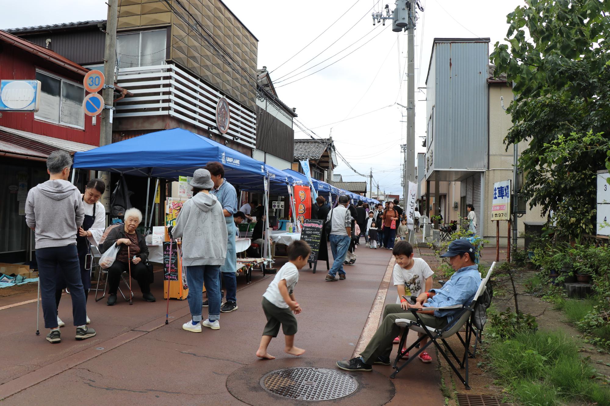 R7ツバメルシェwithだんだん市_01