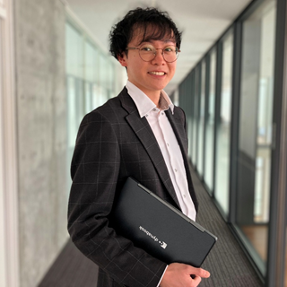 先輩職員インタビュー03