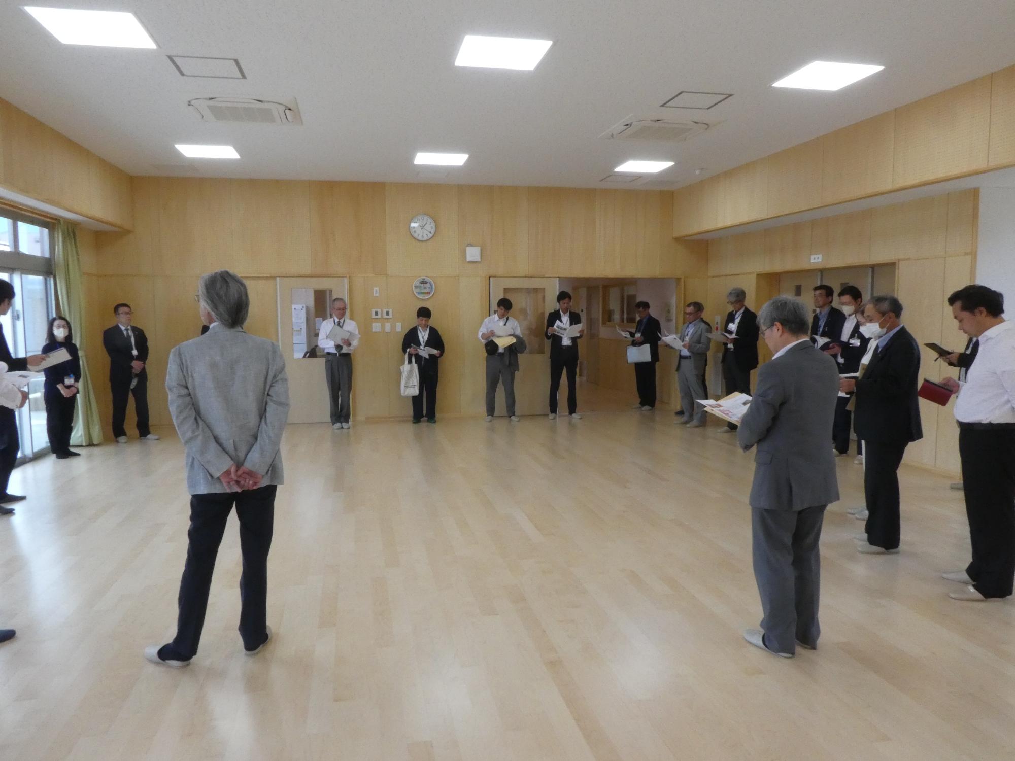 市内視察の様子