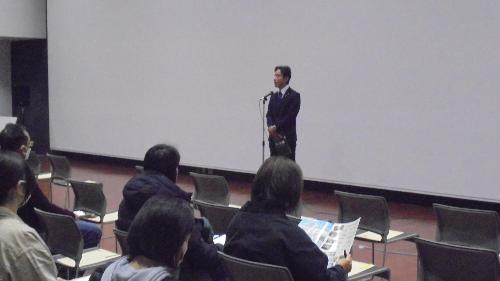 小林教育長が開会の挨拶をしているところ