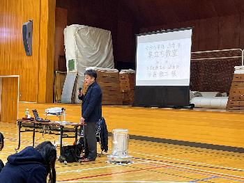 中島様が話している場面