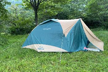 長善館学習塾のキャンプで児童が使用したテント