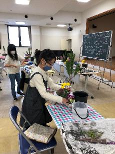 吉田公民館子ども生け花教室2021_11