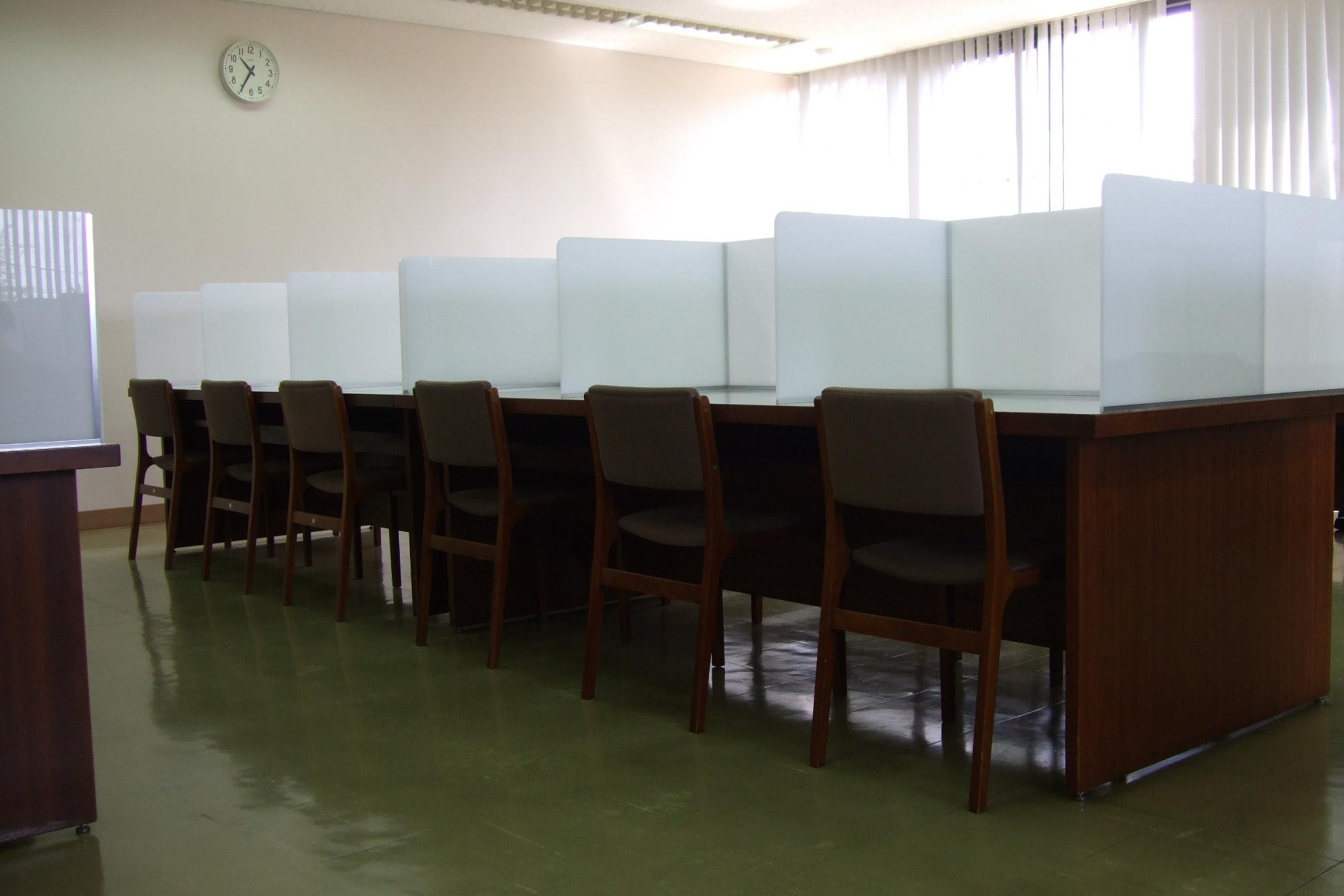 燕図書館学習室