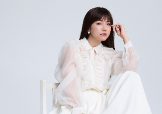 島谷ひとみアーティスト写真