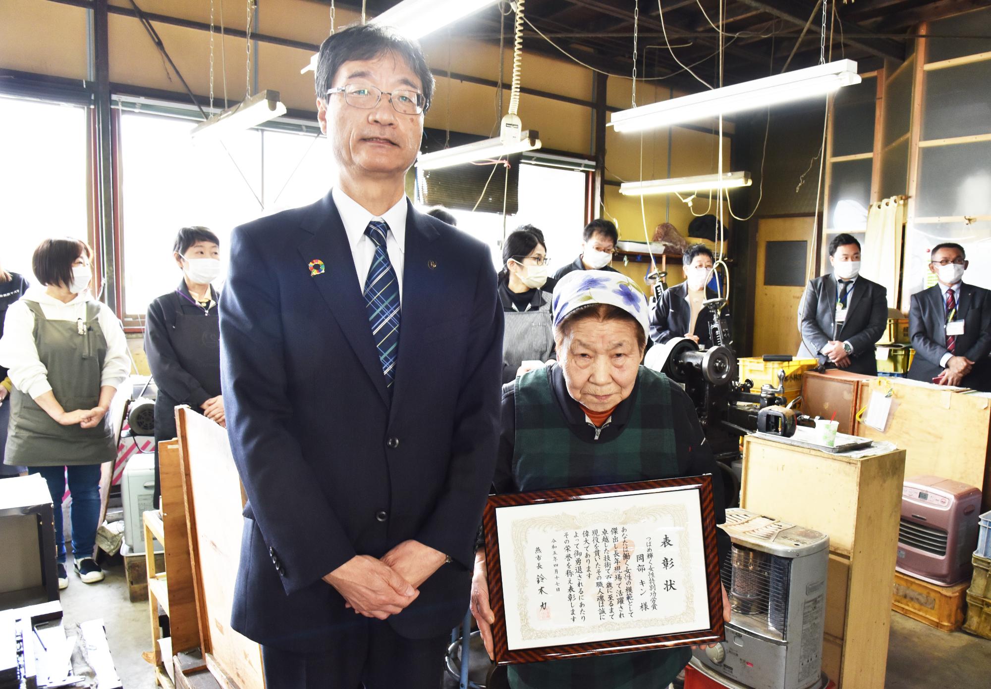 岡部さんと市長のツーショット