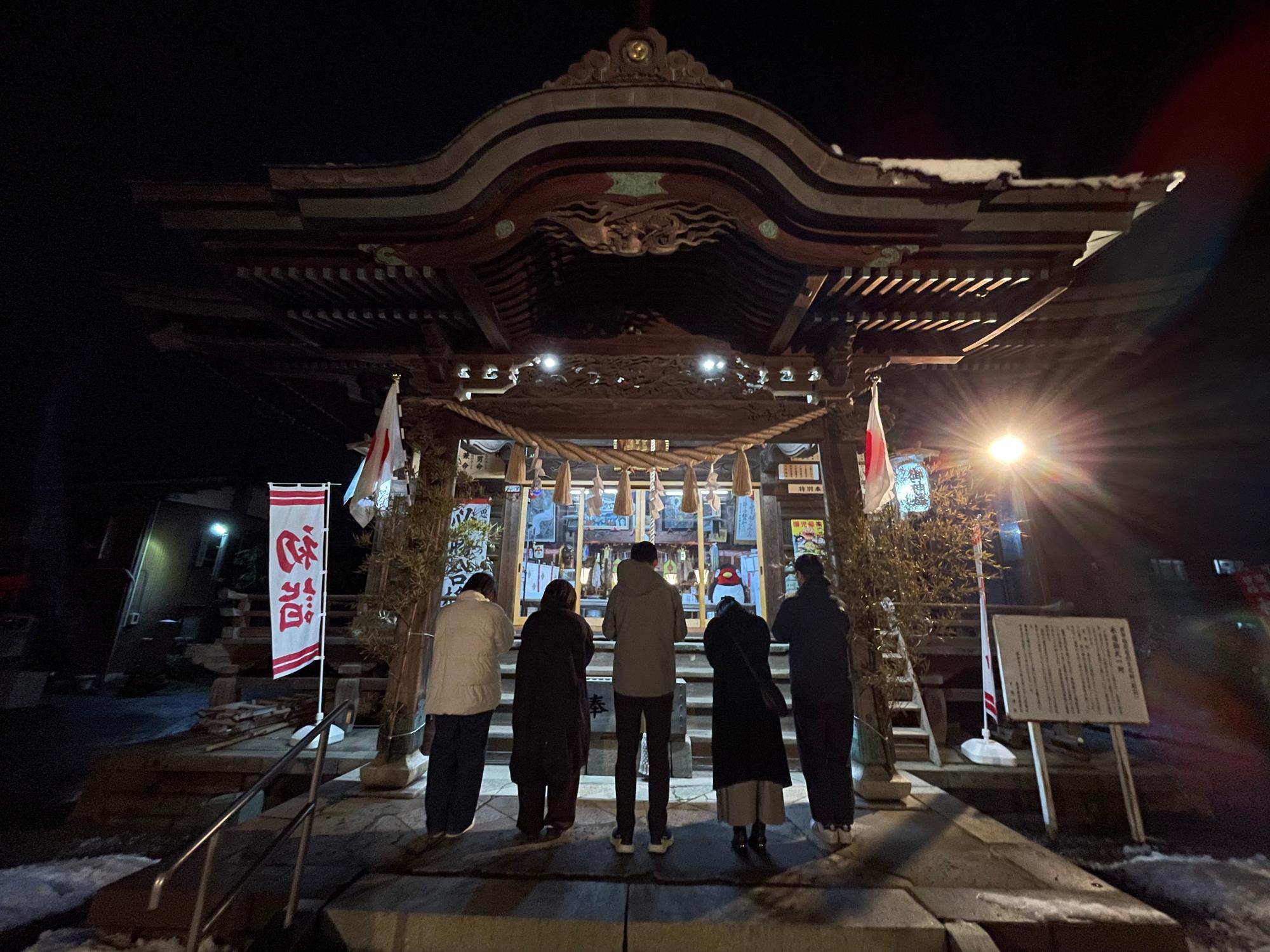 お参りの様子