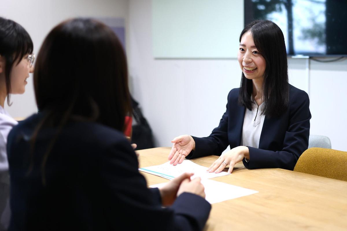 活躍する女性社員