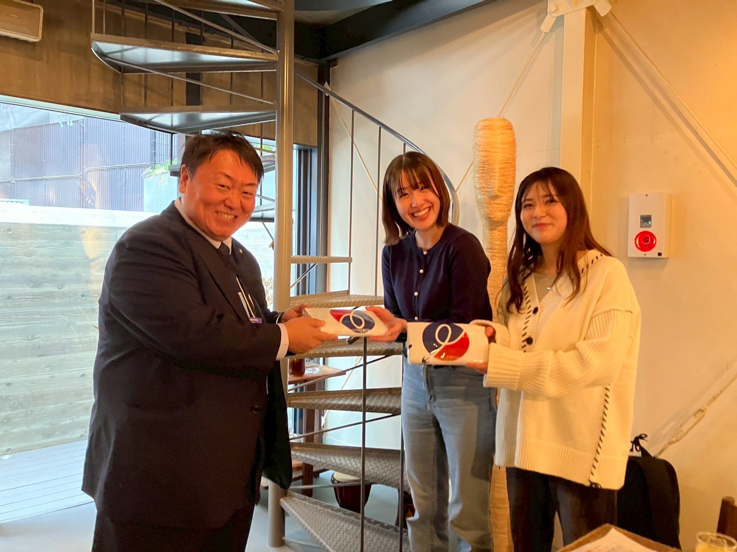 つばめいと交流会プレゼント