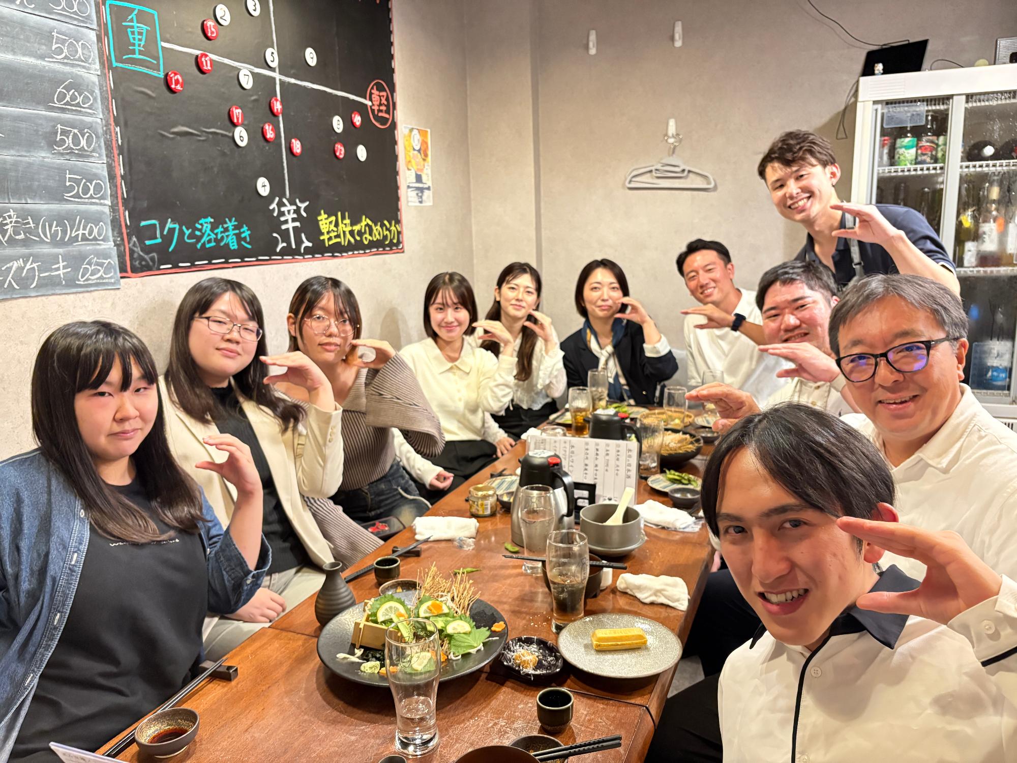 つばめいと交流会集合写真