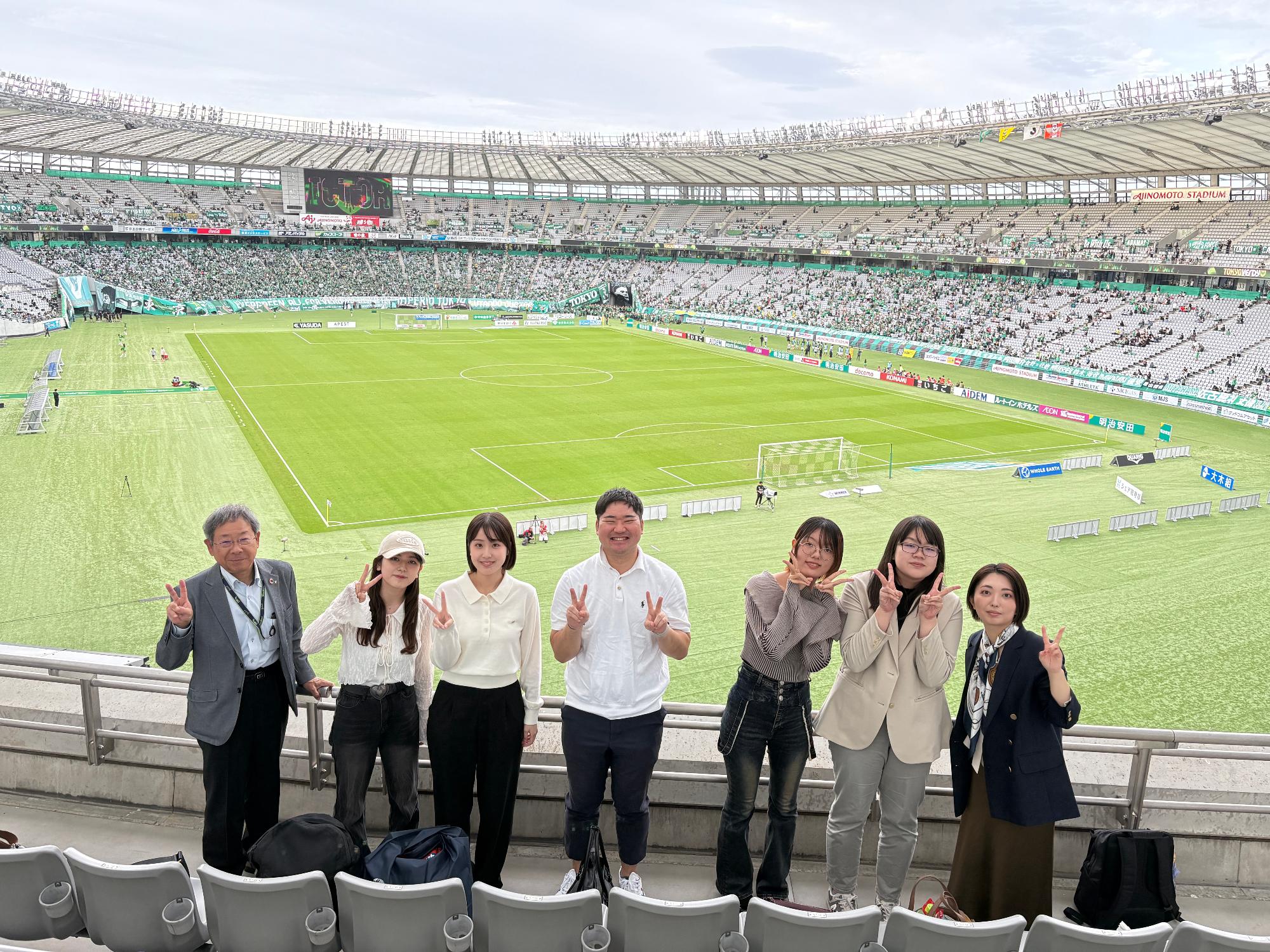 つばめいとアルビ観戦交流会集合写真