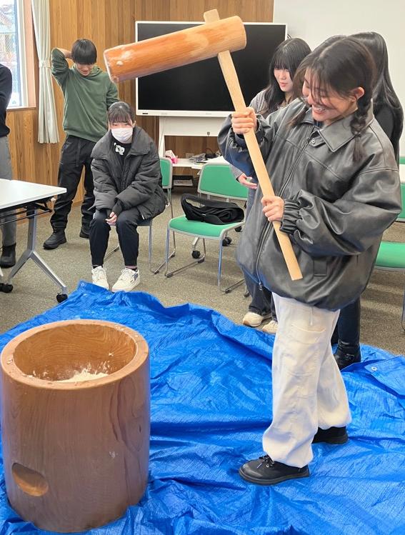 餅つき開始2