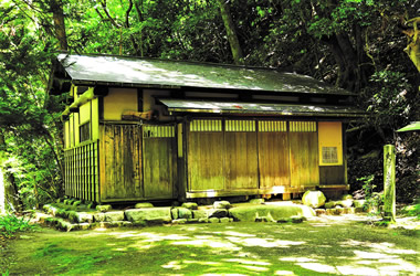 乙子神社草庵